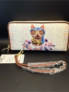 Cat Print Zip-Around Wallet Wristlet in Cream and Brown